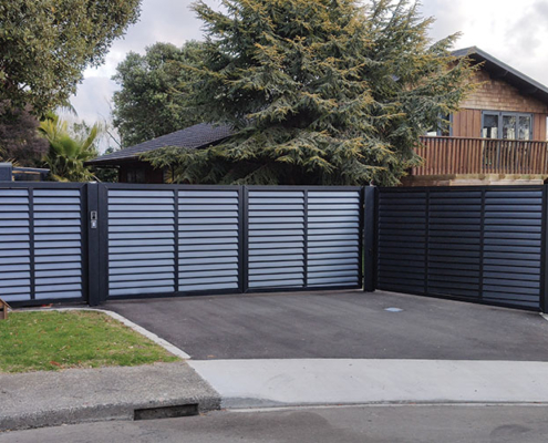 We offer a range of residential electric automatic swing gates. We provide the full service including initial site visit, installation and servicing. We service and support customers across the greater Wellington region including Wellington city, Lower Hutt, Upper Hutt, Porirua, Kapiti Coast and the Wairarapa.